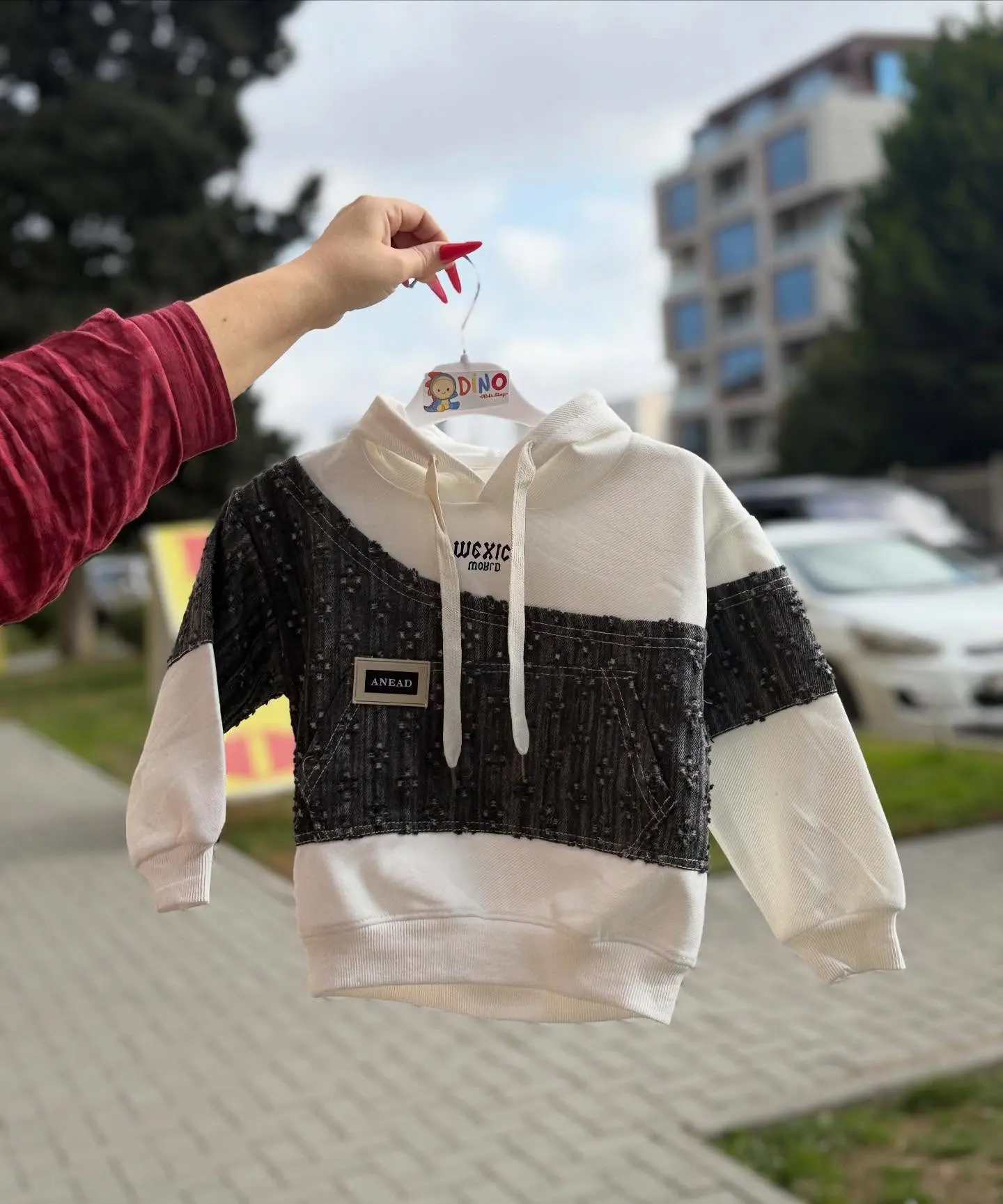ağ qara cins köynək