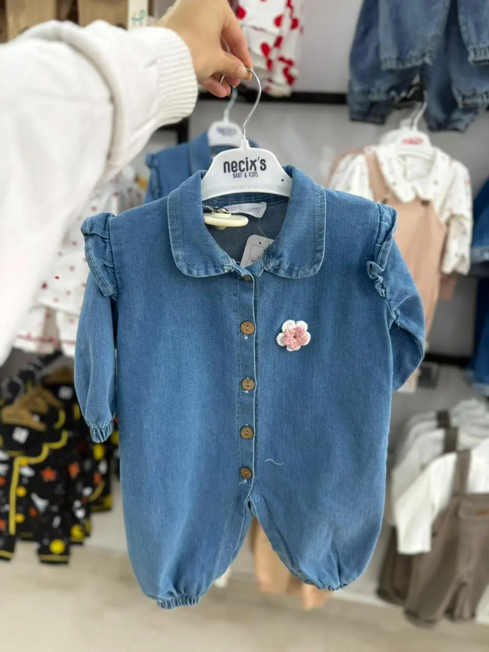denim overalls girl