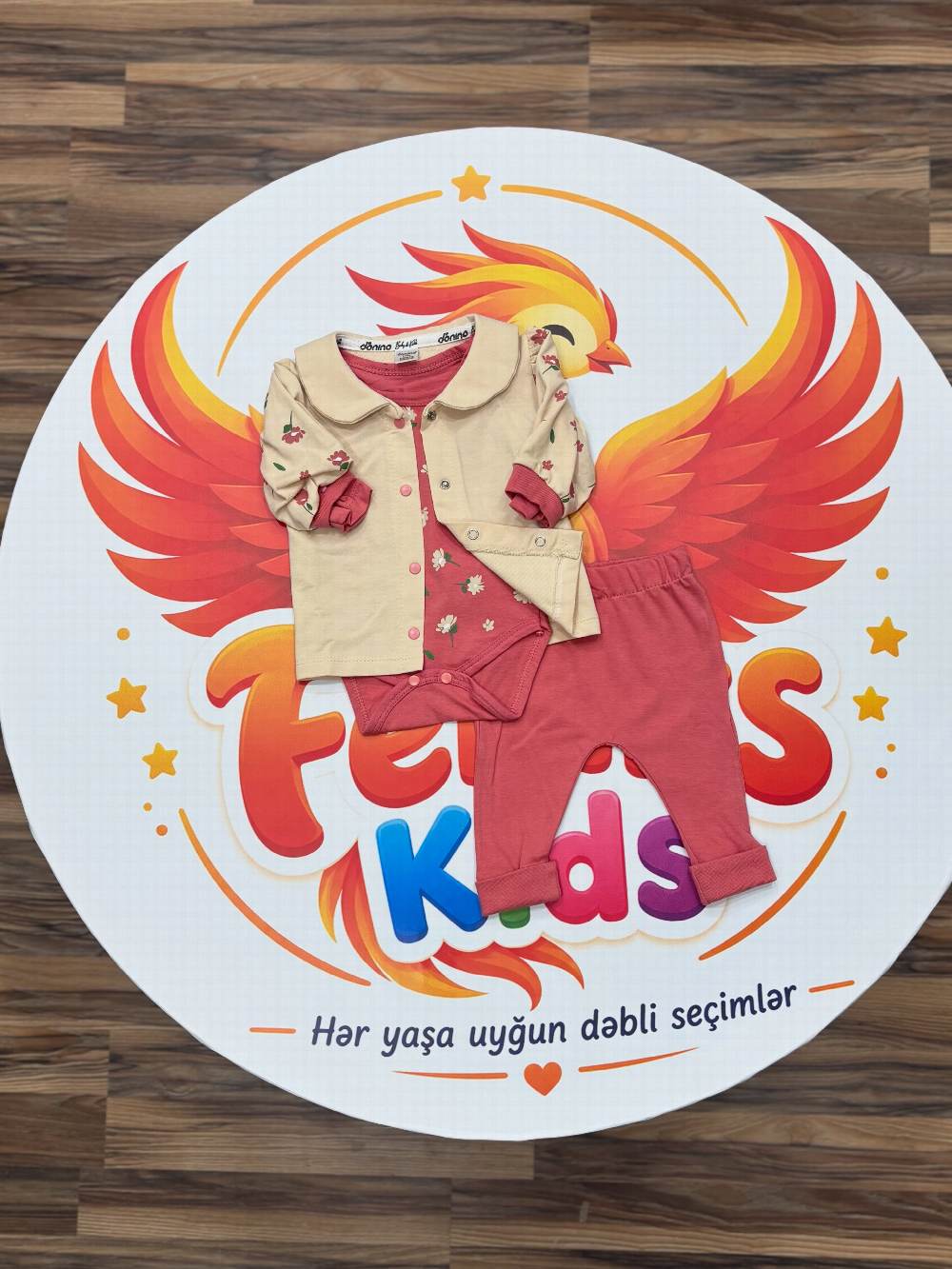 feniks-usaq-geyimleri