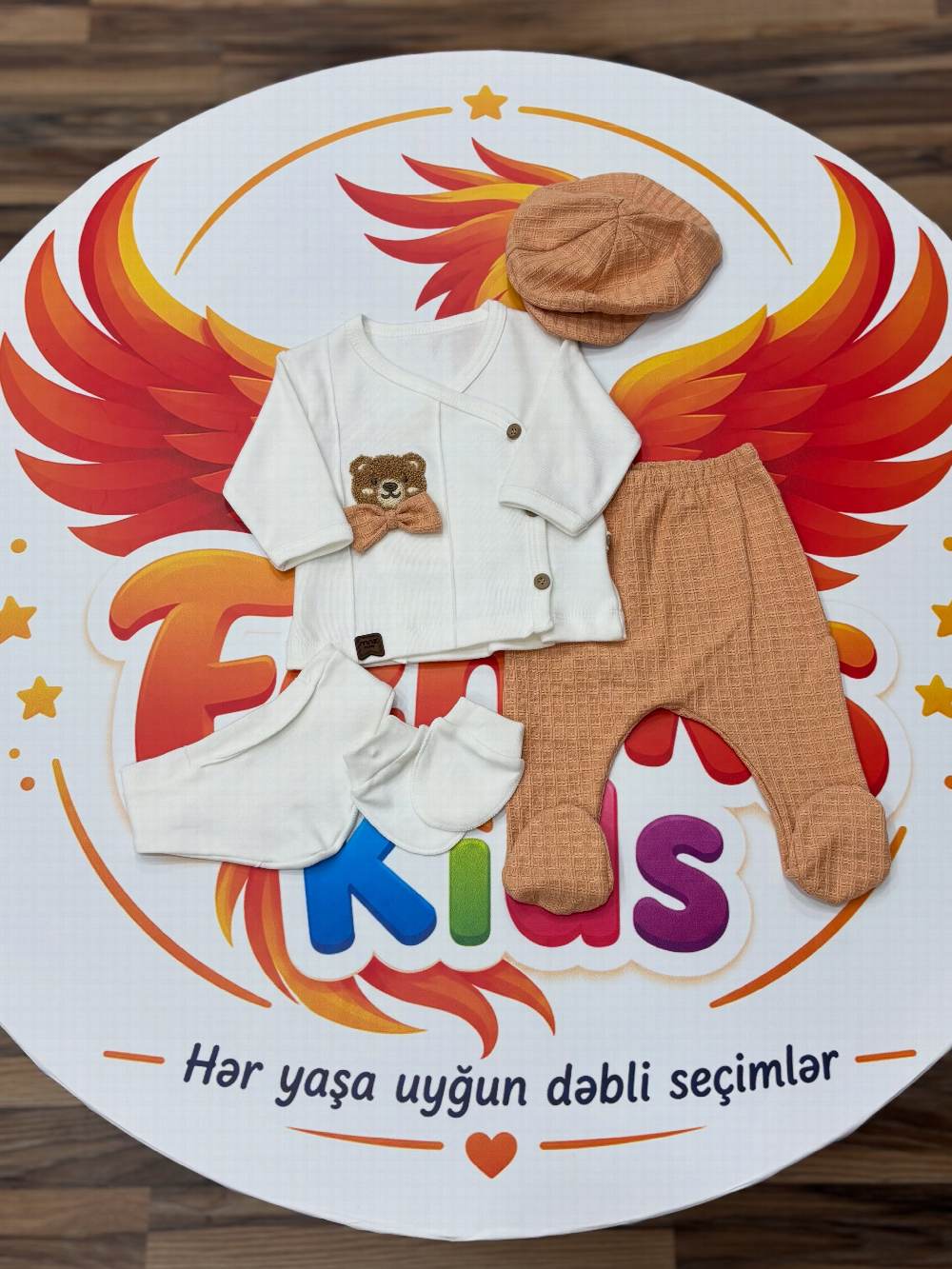 feniks-usaq-geyimleri